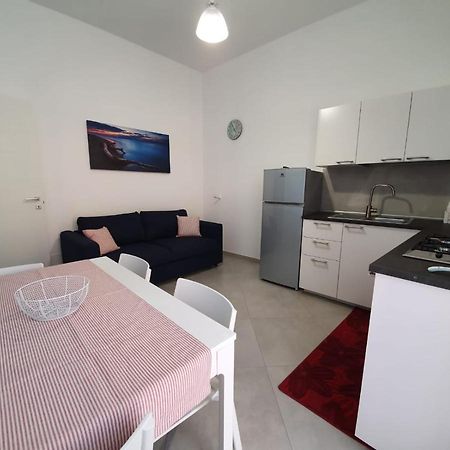 Magilu Case Con Jacuzzi Castellammare del Golfo Luaran gambar